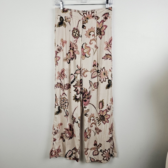 Rachel Zoe Cream Velvet Floral Wide Leg Pants NWT - Picture 1 of 7